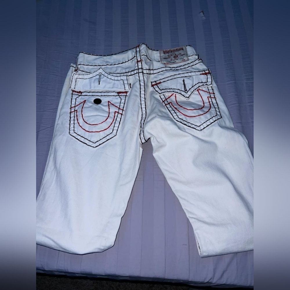 White super t true religion jean